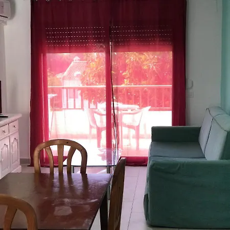 Tarongers 6 Apartment *